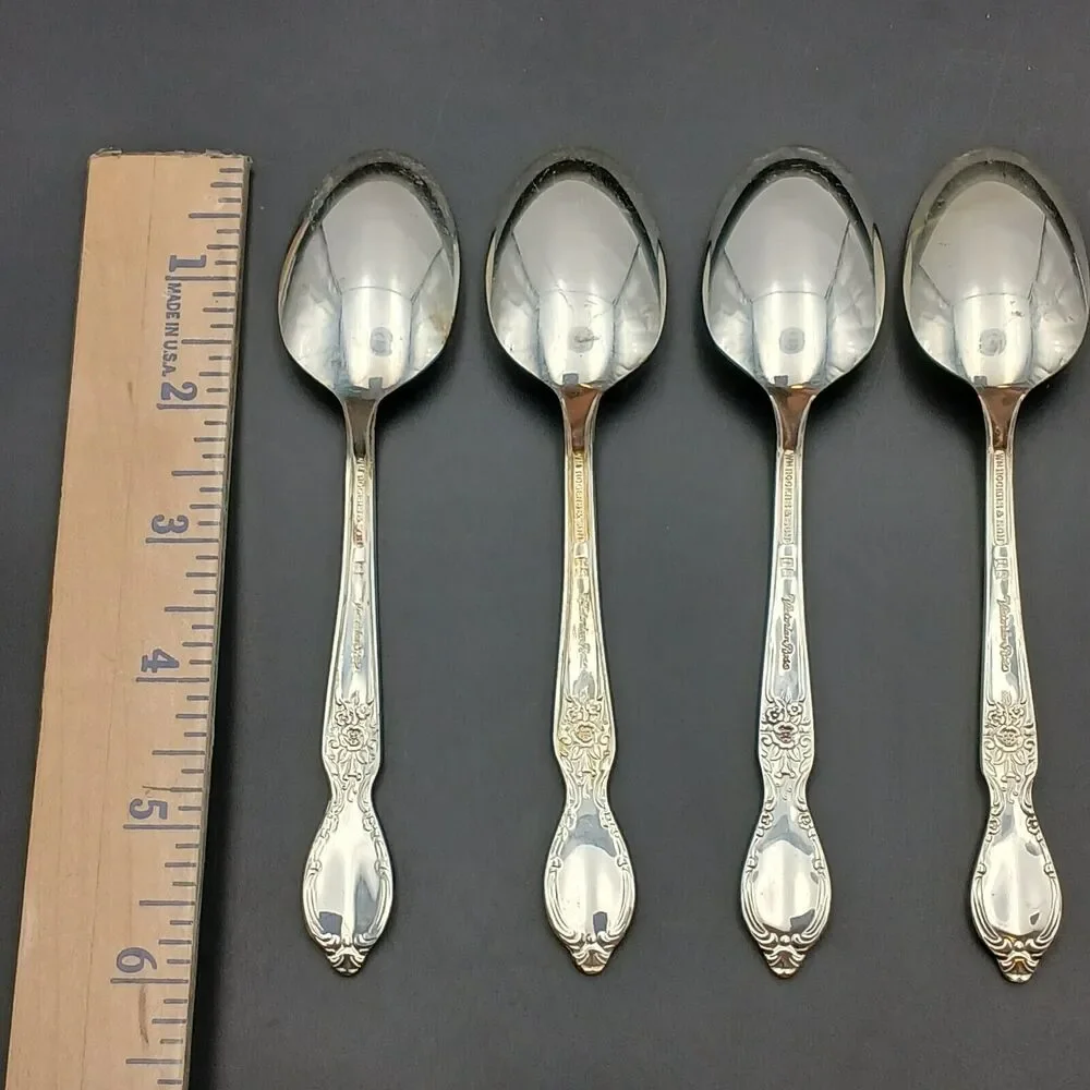 4 pcs Wm Rogers & Son IS Silverplate VICTORIAN ROSE Teaspoon 6